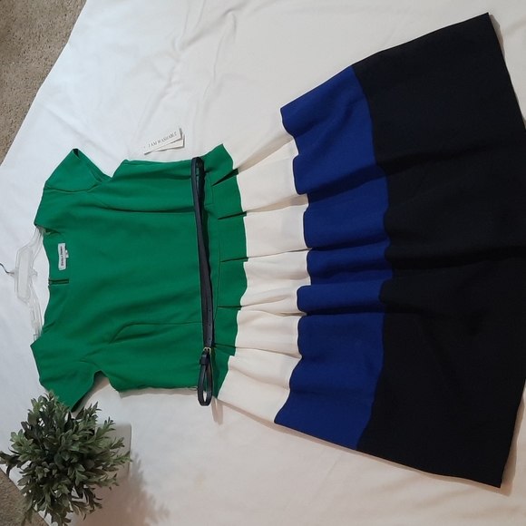 Shelby & Palmer Dresses & Skirts - Shelby & Palmer sz 14 Dress with Belt NWT